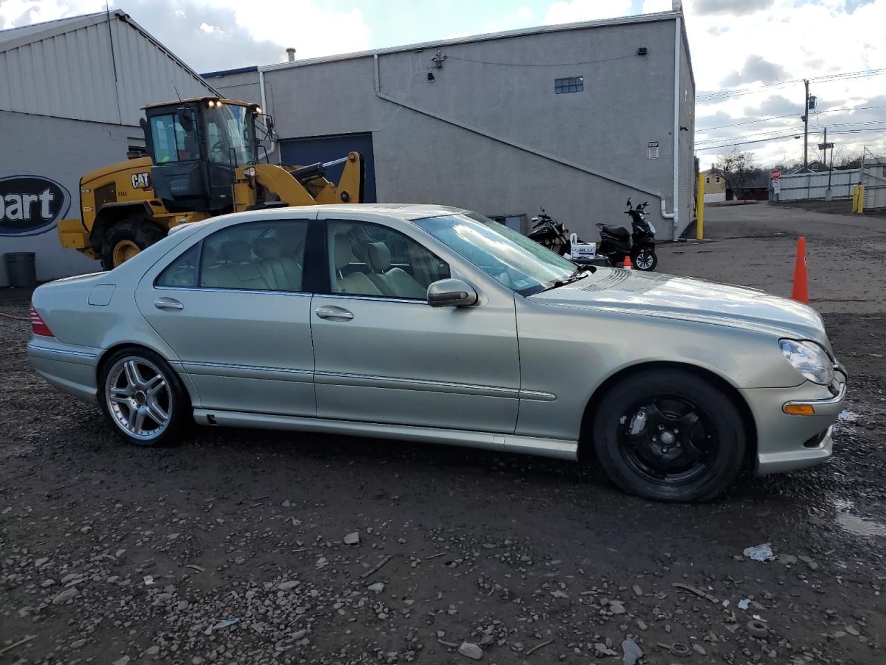 2000 Mercedes-Benz S-klasse VIN WDBNG75J8YA066117 Copart auction photo, front end damage thumbnail 4