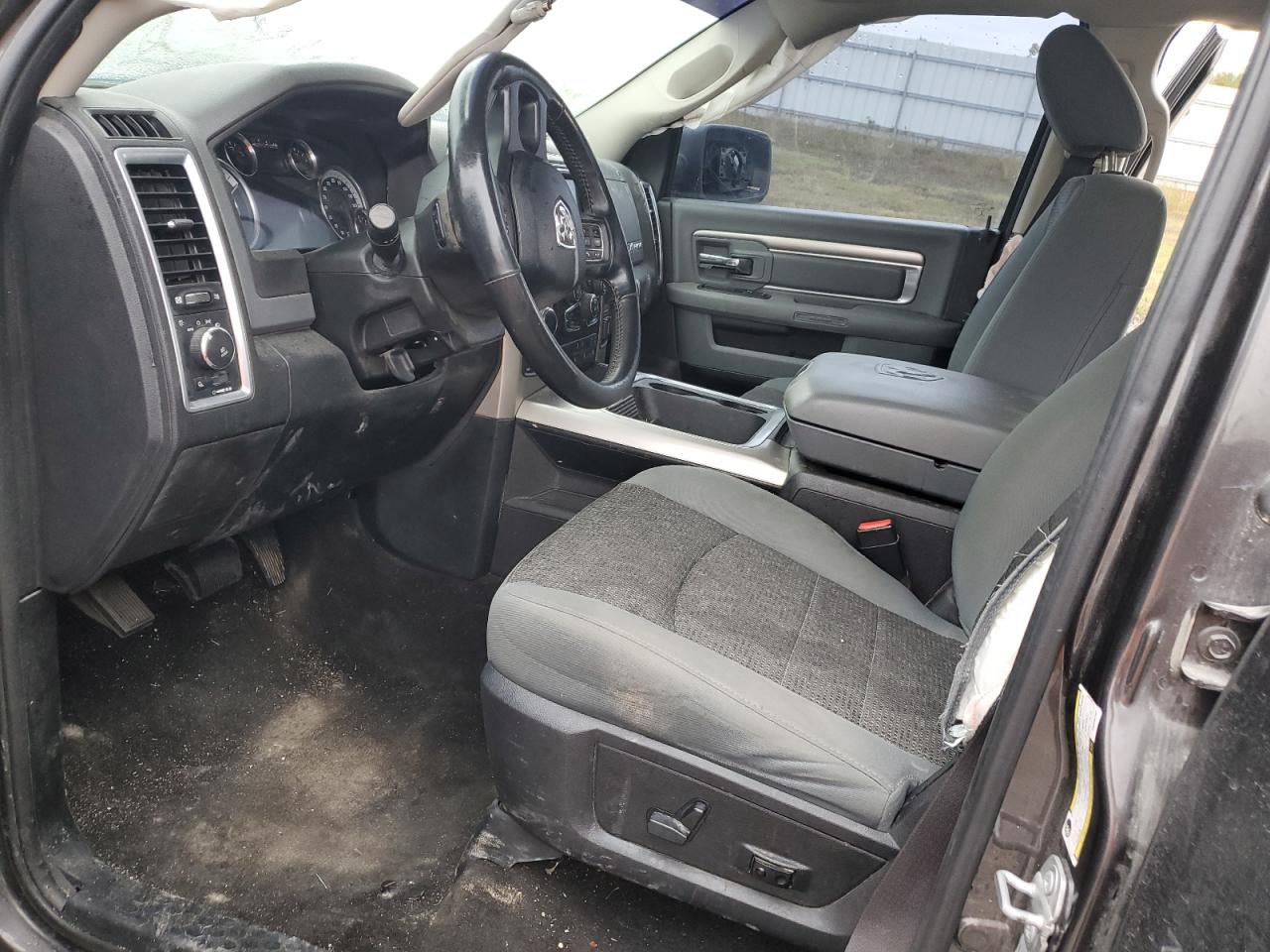 2017 RAM 1500 VIN 3C6RR7LT0HG660193 Copart auction photo, front end / side damage thumbnail 7