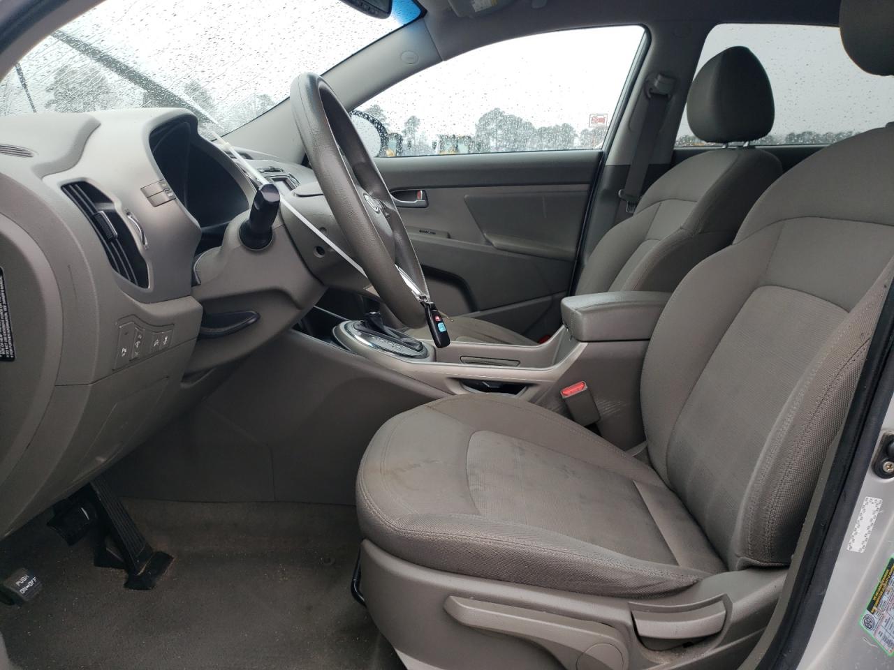 2011 KIA Sportage VIN KNDPB3A26B7017941 Copart auction photo, front end / side damage thumbnail 7