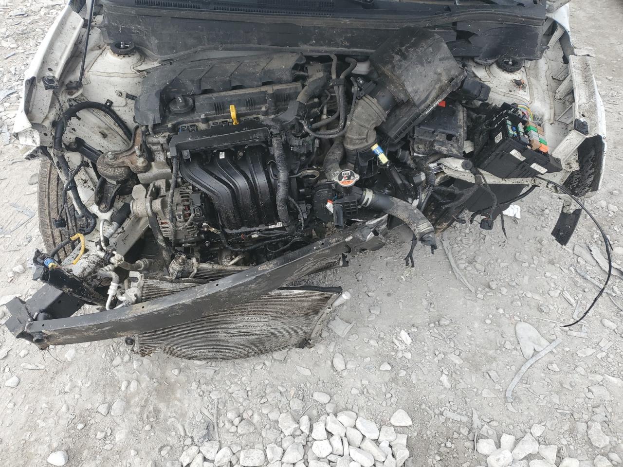 2020 Hyundai Venue VIN KMHRC8A36LU028884 Copart auction photo, rollover damage thumbnail 13