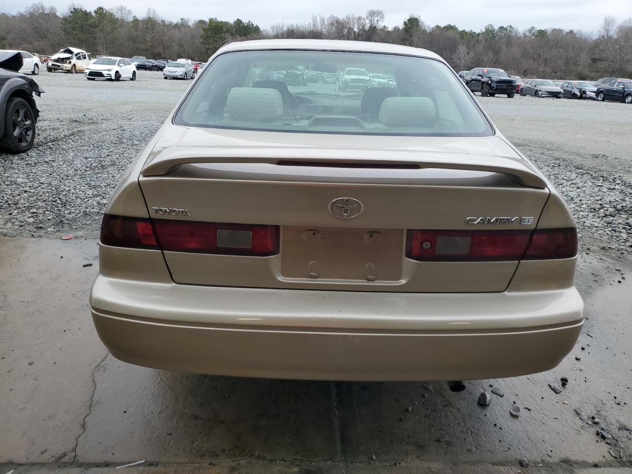 1997 Toyota Camry VIN JT2BG22K6V0051663 Copart auction photo, side / rear end damage thumbnail 6