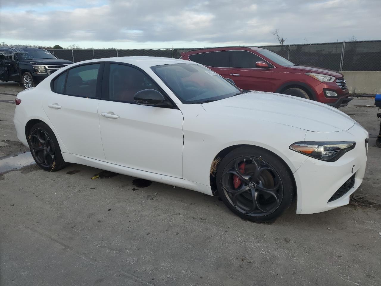 2019 Alfa Romeo Giulia VIN ZARFAMAN3K7602593 Copart auction photo, front end damage thumbnail 4