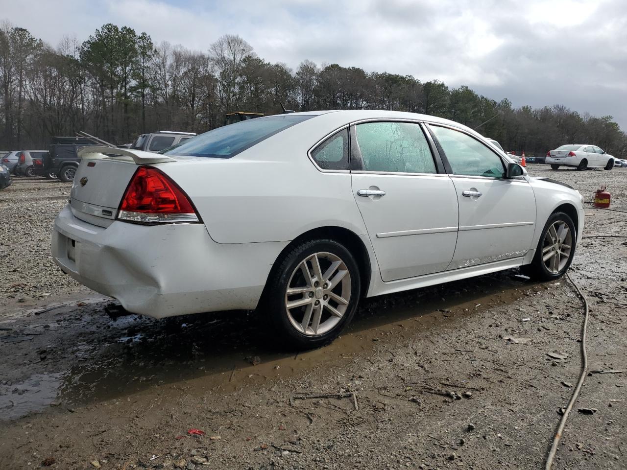 2013 Chevrolet Impala VIN 2G1WC5E31D1185759 Copart auction photo, front end damage thumbnail 3