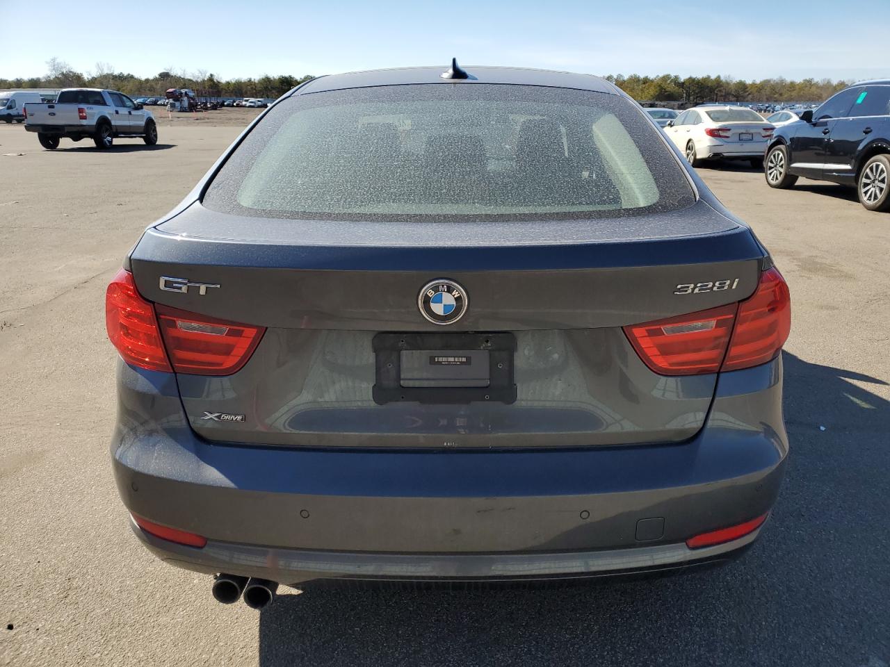 2015 BMW 3er VIN WBA3X5C53FD560283 Copart auction photo, front end / minor dent/scratches damage thumbnail 6