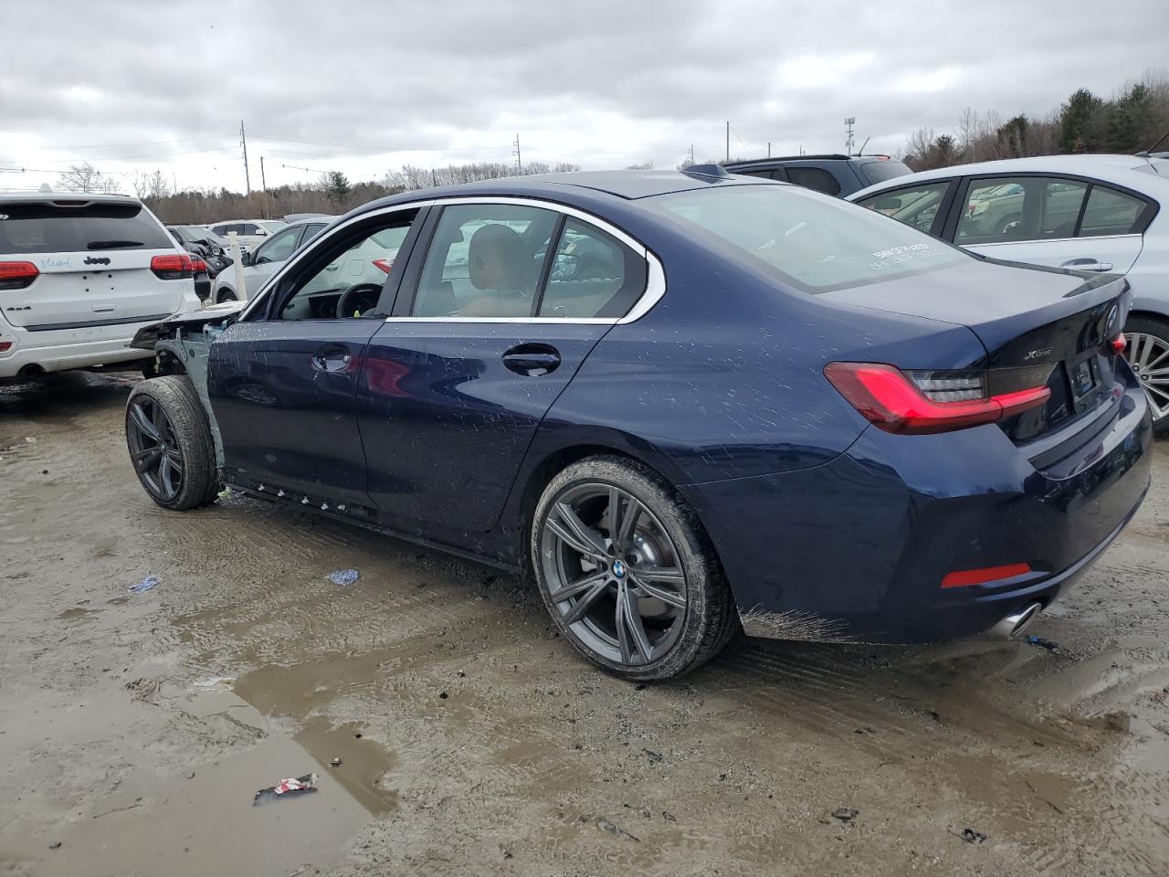 2024 BMW 3er VIN 3MW89FF09R8E24554 Copart auction photo, front end damage thumbnail 2