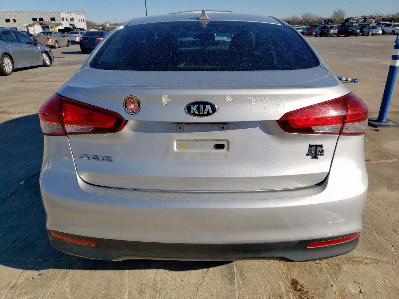 2017 KIA Forte VIN 3KPFK4A73HE016526 Copart auction photo, front end damage thumbnail 6