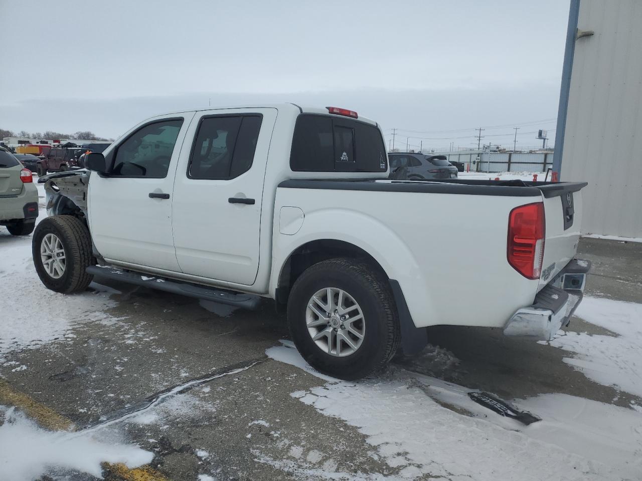 2015 Nissan Navara (Frontier) VIN 1N6AD0EV1FN735642 Copart auction photo, front end damage thumbnail 2