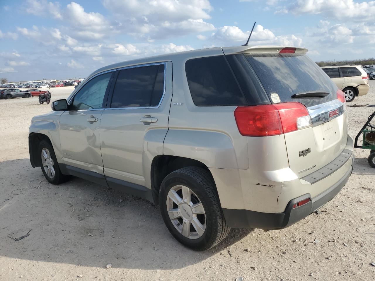 2013 GMC Terrain VIN 2GKALMEK0D6251101 Copart auction photo, front end / minor dent/scratches damage thumbnail 2