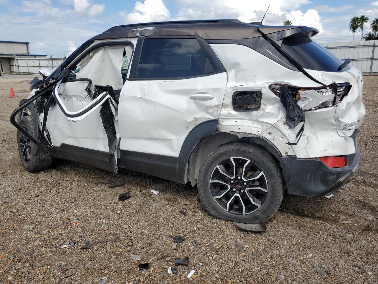 2021 Chevrolet TrailBlazer VIN KL79MSSL0MB014440 Copart auction photo, all over / undercarriage damage thumbnail 2