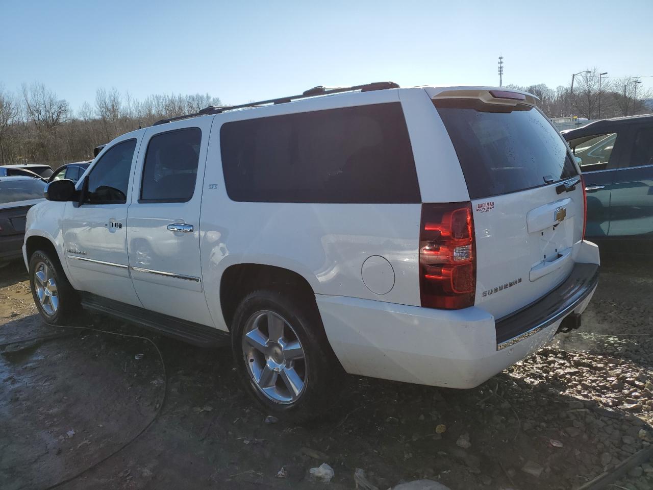 2013 Chevrolet Suburban VIN 1GNSCKE07DR331719 Copart auction photo, front end damage thumbnail 2