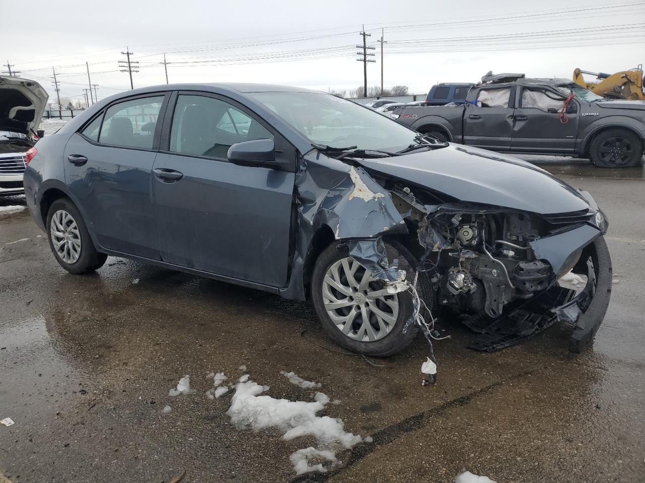 2018 Toyota Corolla VIN 2T1BURHE2JC035857 Copart auction photo, front end / frame damage damage thumbnail 4