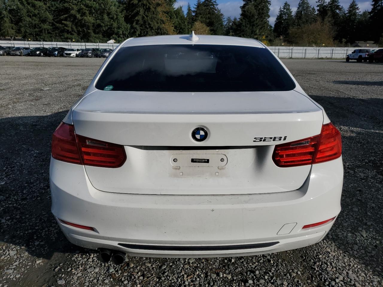 2012 BMW 3er VIN WBA3C1C54CF433935 Copart auction photo, mechanical damage thumbnail 6