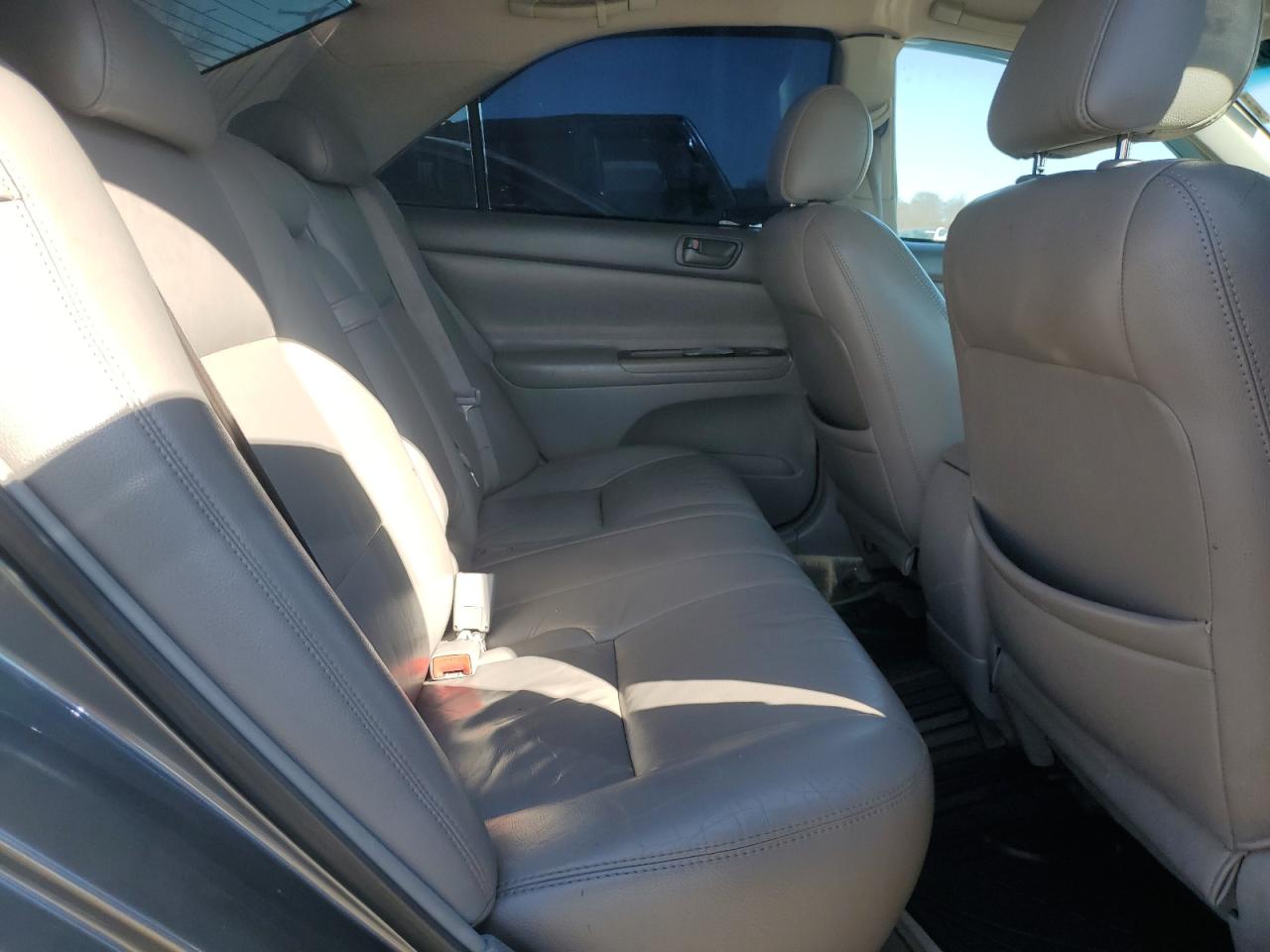 2003 Toyota Camry VIN 4T1BE32K93U190299 Copart auction photo, front end / minor dent/scratches damage thumbnail 10