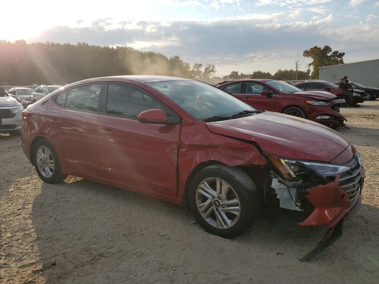 2020 Hyundai Elantra VIN KMHD84LFXLU995381 Copart auction photo, front end / minor dent/scratches damage thumbnail 4