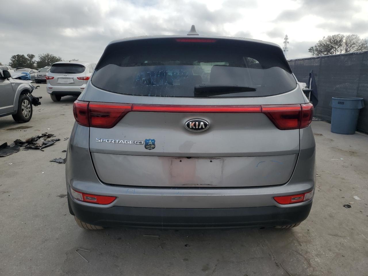 2019 KIA Sportage VIN KNDPM3AC5K7562399 Copart auction photo, front end / side damage thumbnail 6