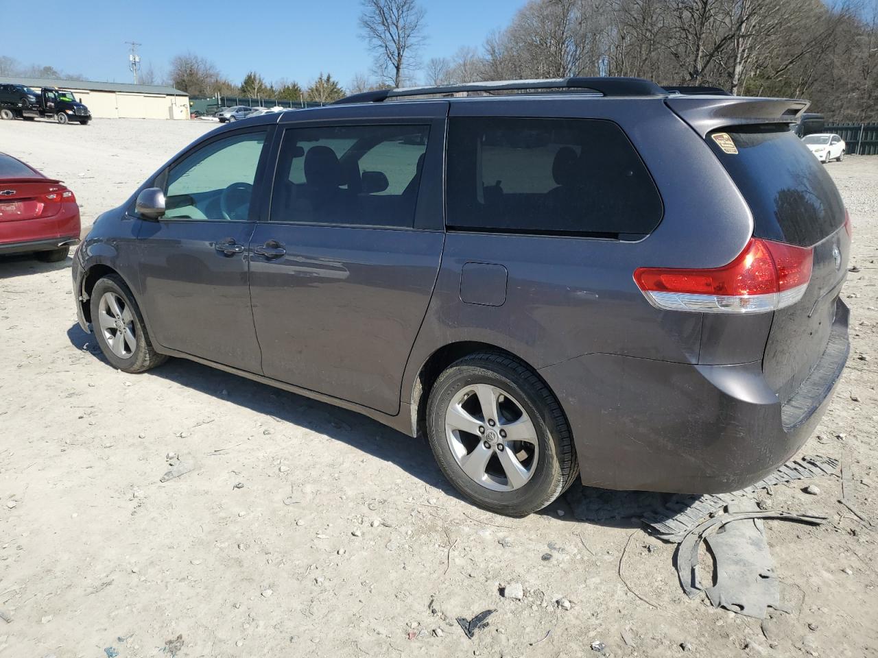 2011 Toyota Sienna VIN 5TDKK3DC4BS023094 Copart auction photo, hail damage thumbnail 2