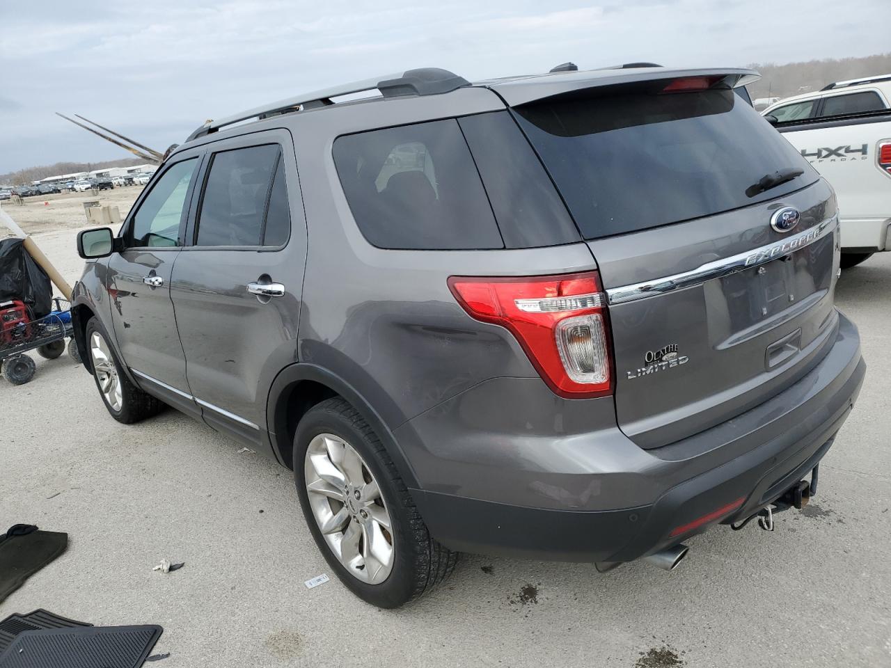 2014 Ford Explorer VIN 1FM5K8F83EGC57773 Copart auction photo, front end damage thumbnail 2