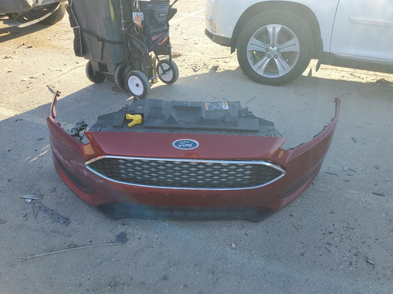 2015 Ford Focus VIN 1FADP3K20FL275197 Copart auction photo, front end damage thumbnail 12