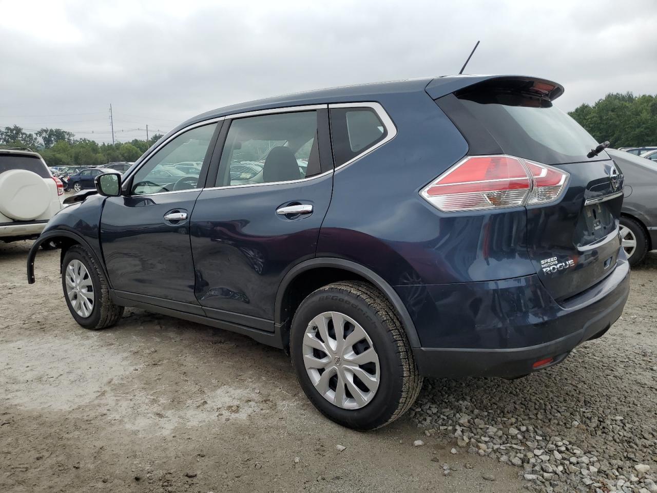 2015 Nissan Rogue VIN KNMAT2MV0FP554636 Copart auction photo, front end damage thumbnail 2