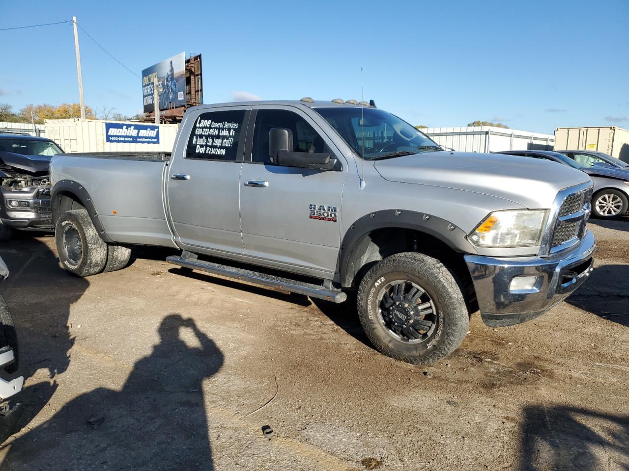 2014 RAM 3500 VIN 3C63RRHL3EG132864 Copart auction photo, minor dent/scratches damage thumbnail 4
