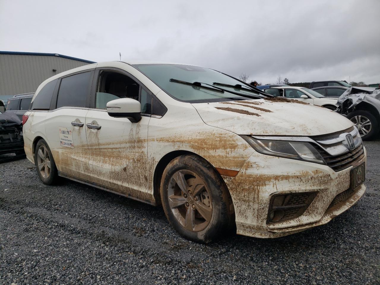 2019 Honda Odyssey VIN 5FNRL6H5XKB100418 Copart auction photo, water/flood / minor dent/scratches damage thumbnail 4