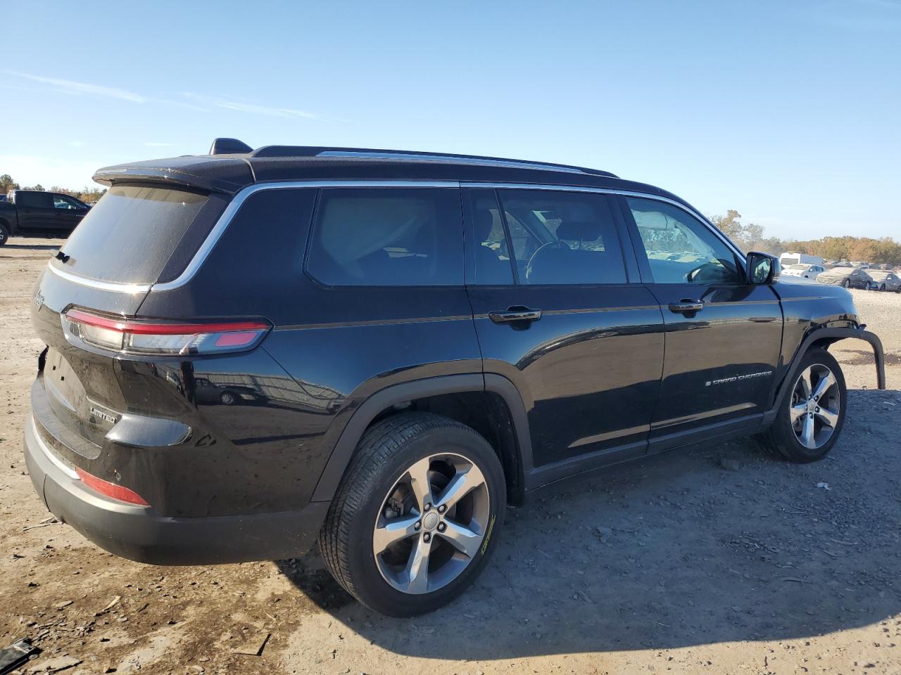 2021 Jeep Grand Cherokee VIN 1C4RJKBG7M8133274 Copart auction photo, front end / minor dent/scratches damage thumbnail 3