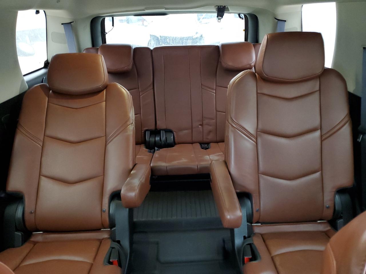 2015 Cadillac Escalade VIN 1GYS4NKJ3FR613275 Copart auction photo, front end / minor dent/scratches damage thumbnail 10