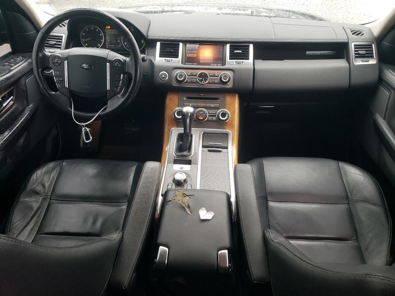 2010 Land Rover Range Rover VIN SALSF2D45AA230654 Copart auction photo, vandalism damage thumbnail 8