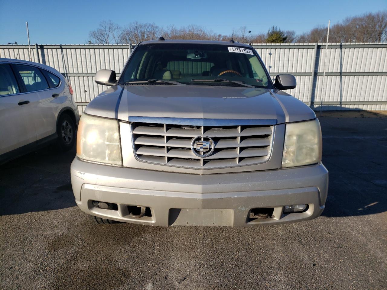 2004 Cadillac Escalade VIN 3GYFK66N14G164055 Copart auction photo, side / rear end damage thumbnail 5