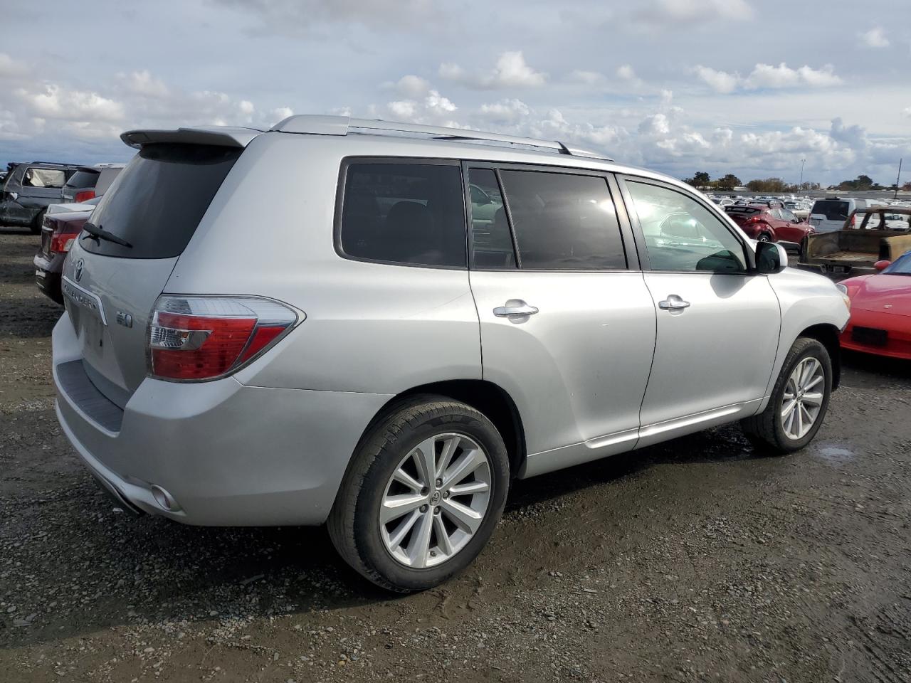 2008 Toyota Highlander VIN JTEEW41AX82008945 Copart auction photo, front end damage thumbnail 3