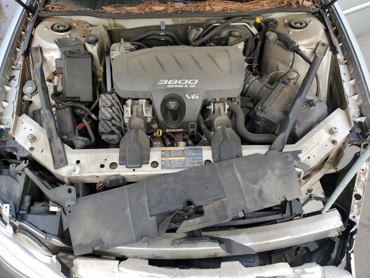 2005 Buick LaCrosse VIN 2G4WC532351282900 Copart auction photo, front end / minor dent/scratches damage thumbnail 11
