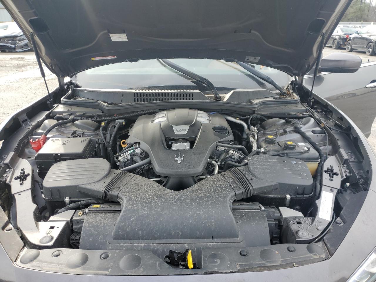 2018 Maserati Ghibli VIN ZAM57XSA8J1284808 Copart auction photo, front end damage thumbnail 11