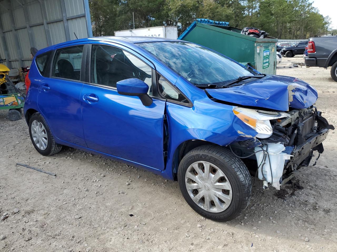 2015 Nissan Versa VIN 3N1CE2CPXFL389327 Copart auction photo, side / front end damage thumbnail 4