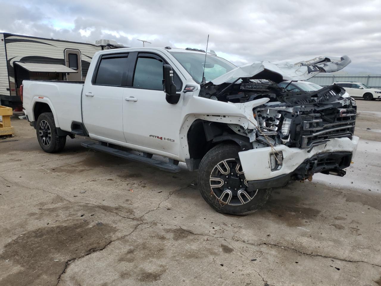 2020 GMC Sierra VIN 1GT49VEY5LF339079 Copart auction photo, front end / minor dent/scratches damage thumbnail 4