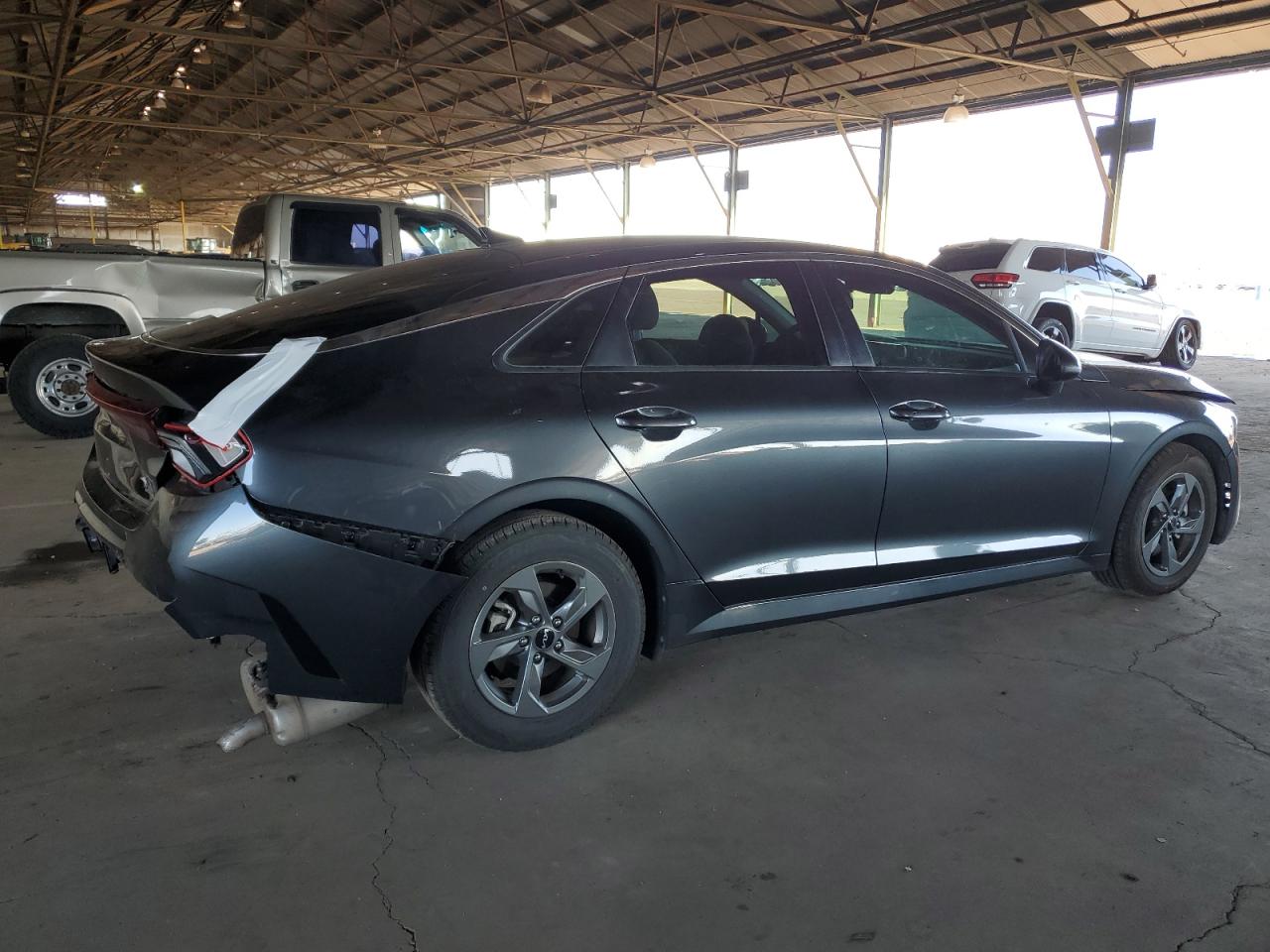2022 KIA K5 VIN 5XXG14J22NG147915 Copart auction photo, rear end / front end damage thumbnail 3