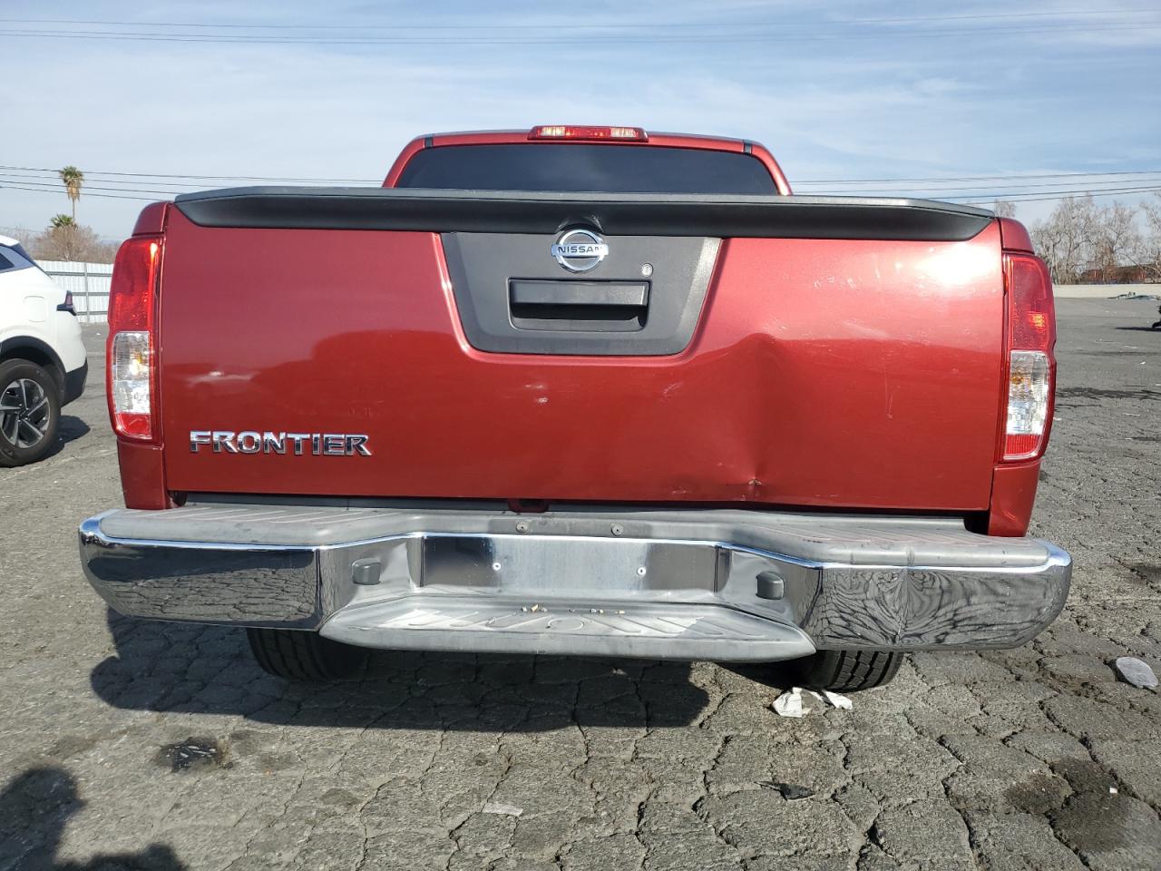 2013 Nissan Navara (Frontier) VIN 1N6AD0ER8DN727277 Copart auction photo, front end / all over damage thumbnail 6