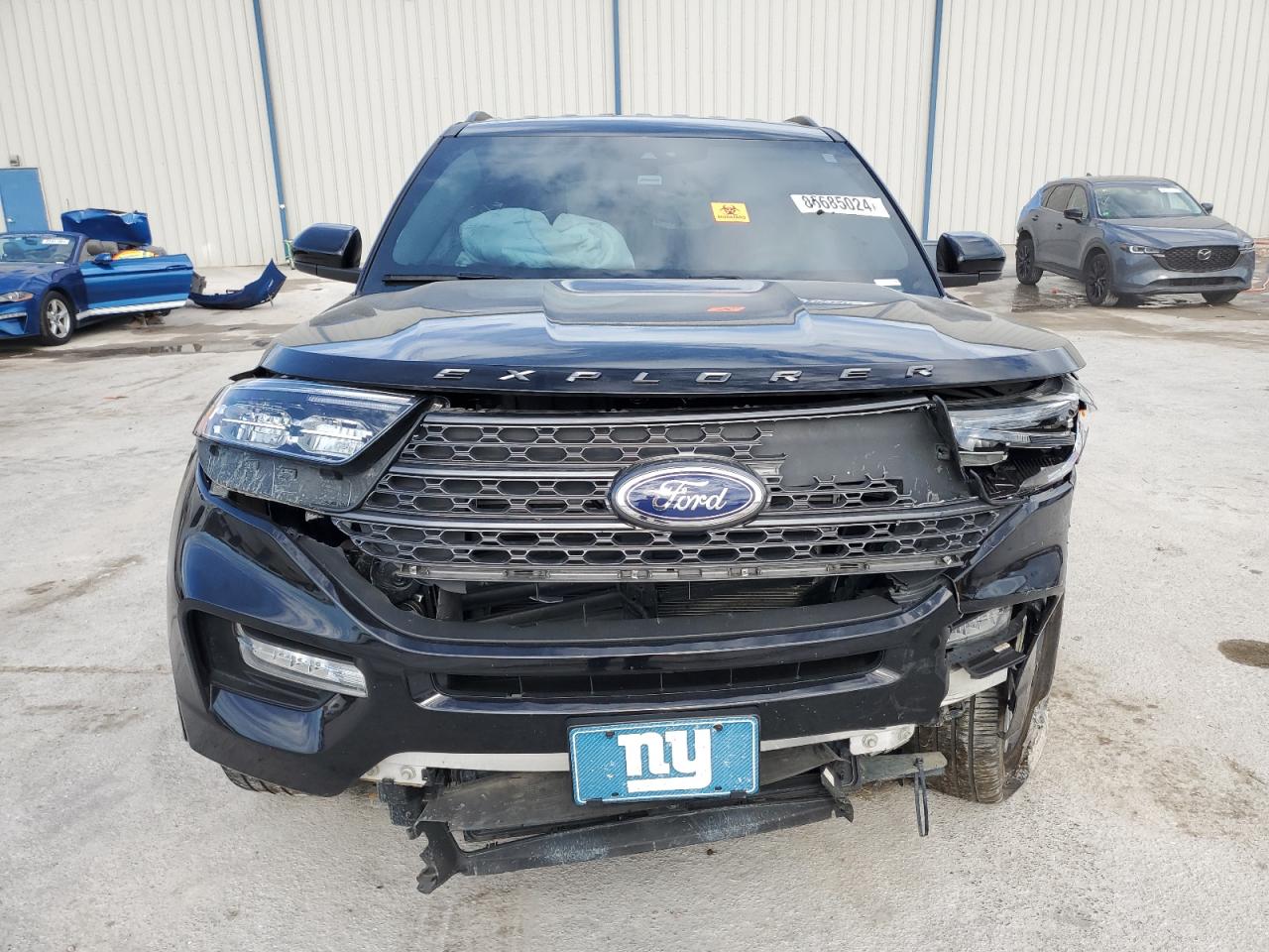 2022 Ford Explorer VIN 1FMSK7DH1NGB38474 Copart auction photo, all over damage thumbnail 5