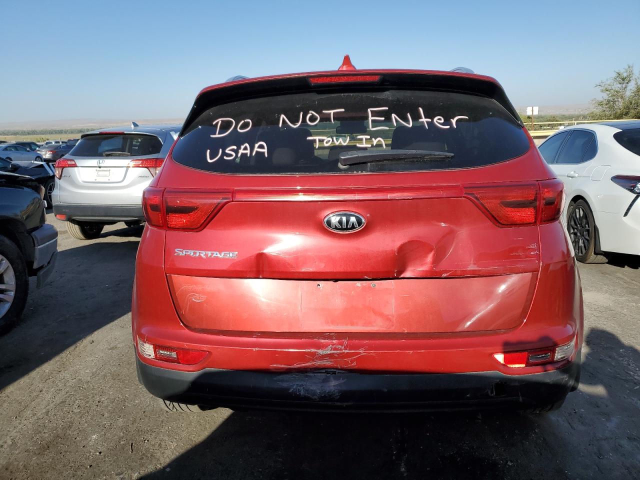 2018 KIA Sportage VIN KNDPMCAC9J7371437 Copart auction photo, vandalism / all over damage thumbnail 6