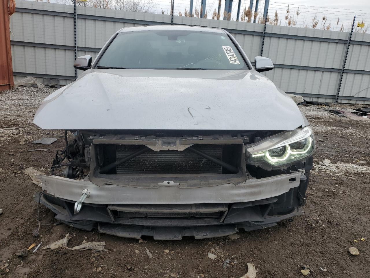 2018 BMW 3er VIN WBA8D9G50JNU68521 Copart auction photo, front end damage thumbnail 5