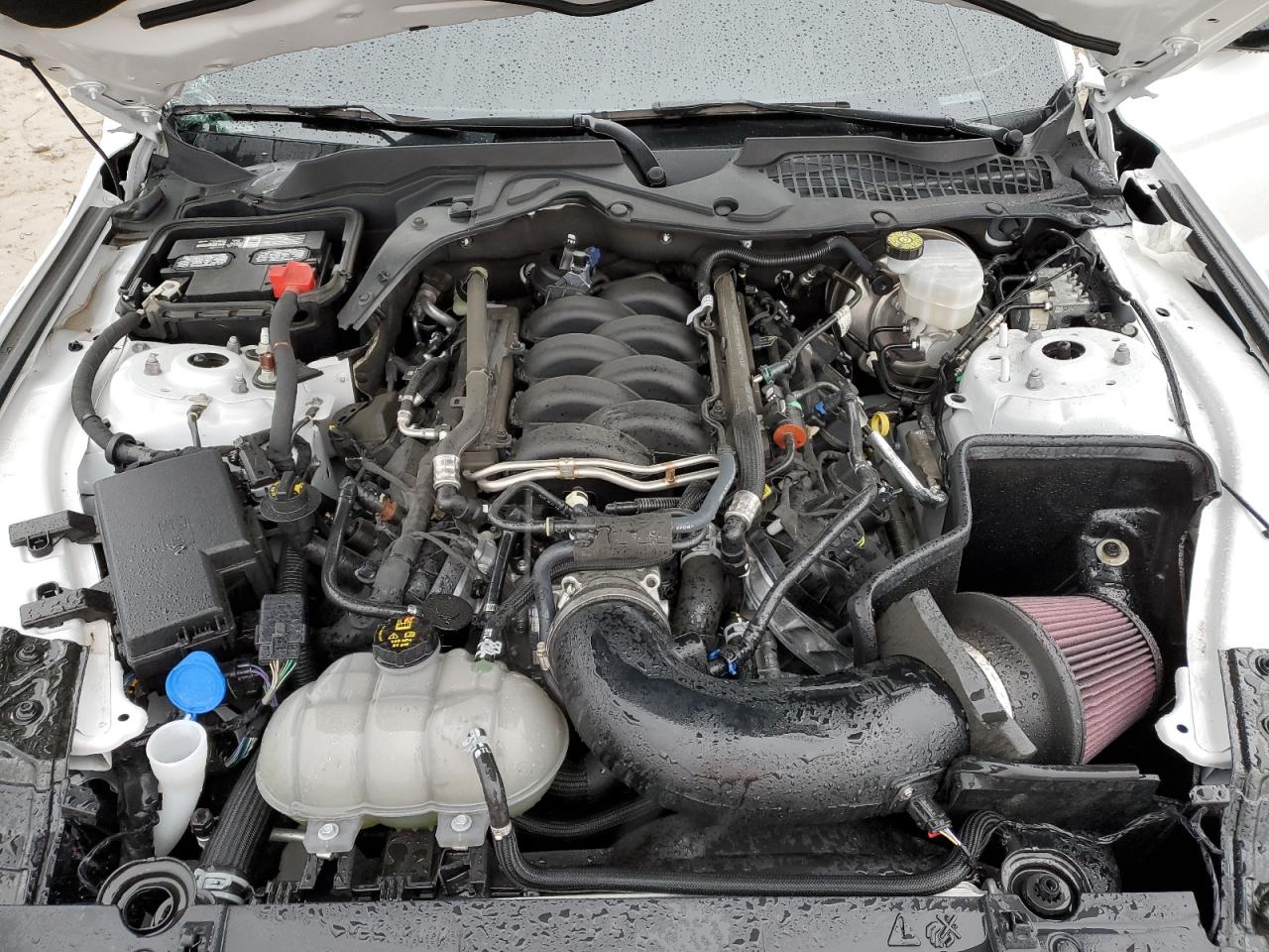 2022 Ford Mustang VIN 1FA6P8CFXN5133997 Copart auction photo, front end / rear end damage thumbnail 11