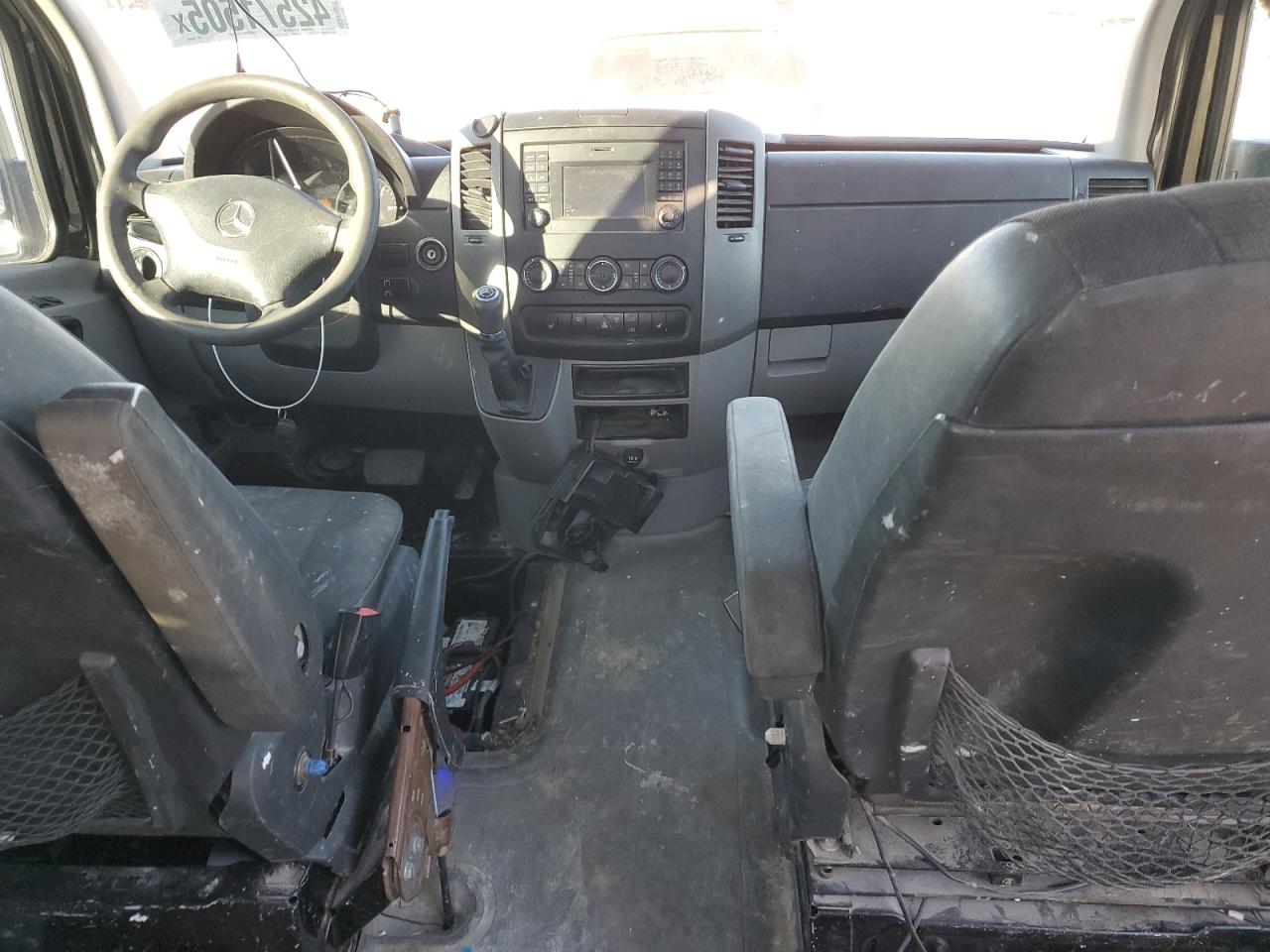2014 Mercedes-Benz Sprinter VIN WDZPE7CC9E5825043 Copart auction photo, rear end / top/roof damage thumbnail 8