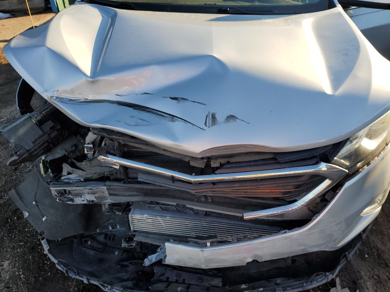 2018 Chevrolet Equinox VIN 2GNAXJEV3J6263769 Copart auction photo, front end damage thumbnail 13