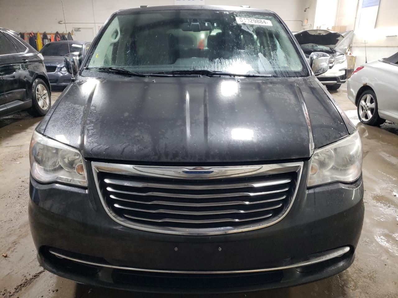 2011 Chrysler Town & Country VIN 2A4RR8DG7BR782349 Copart auction photo, rear end / minor dent/scratches damage thumbnail 5