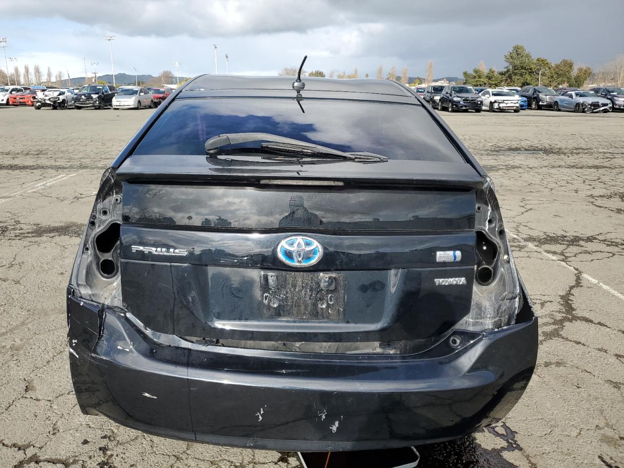 2011 Toyota Prius VIN JTDKN3DU9B5319654 Copart auction photo, vandalism / stripped damage thumbnail 6