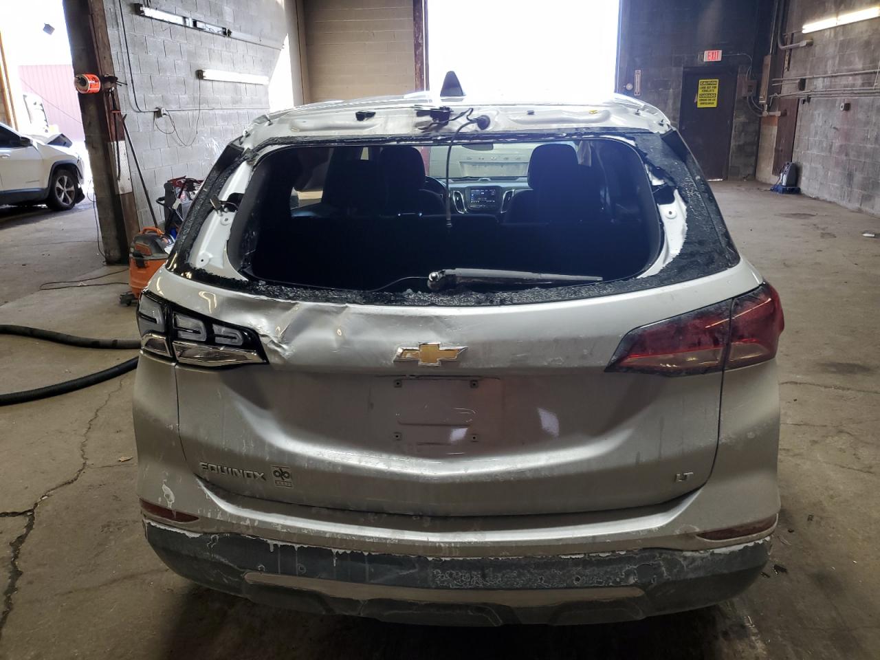 2022 Chevrolet Equinox VIN 3GNAXKEV5NL234975 Copart auction photo, rear end / side damage thumbnail 6