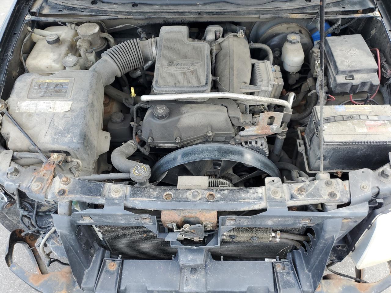 2004 GMC Envoy VIN 1GKET16S346179704 Copart auction photo, side damage thumbnail 13