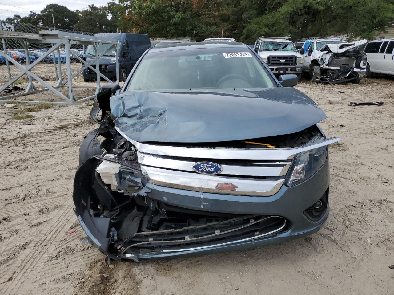 2011 Ford Fusion VIN 3FAHP0HA6BR125086 Copart auction photo, front end / side damage thumbnail 5