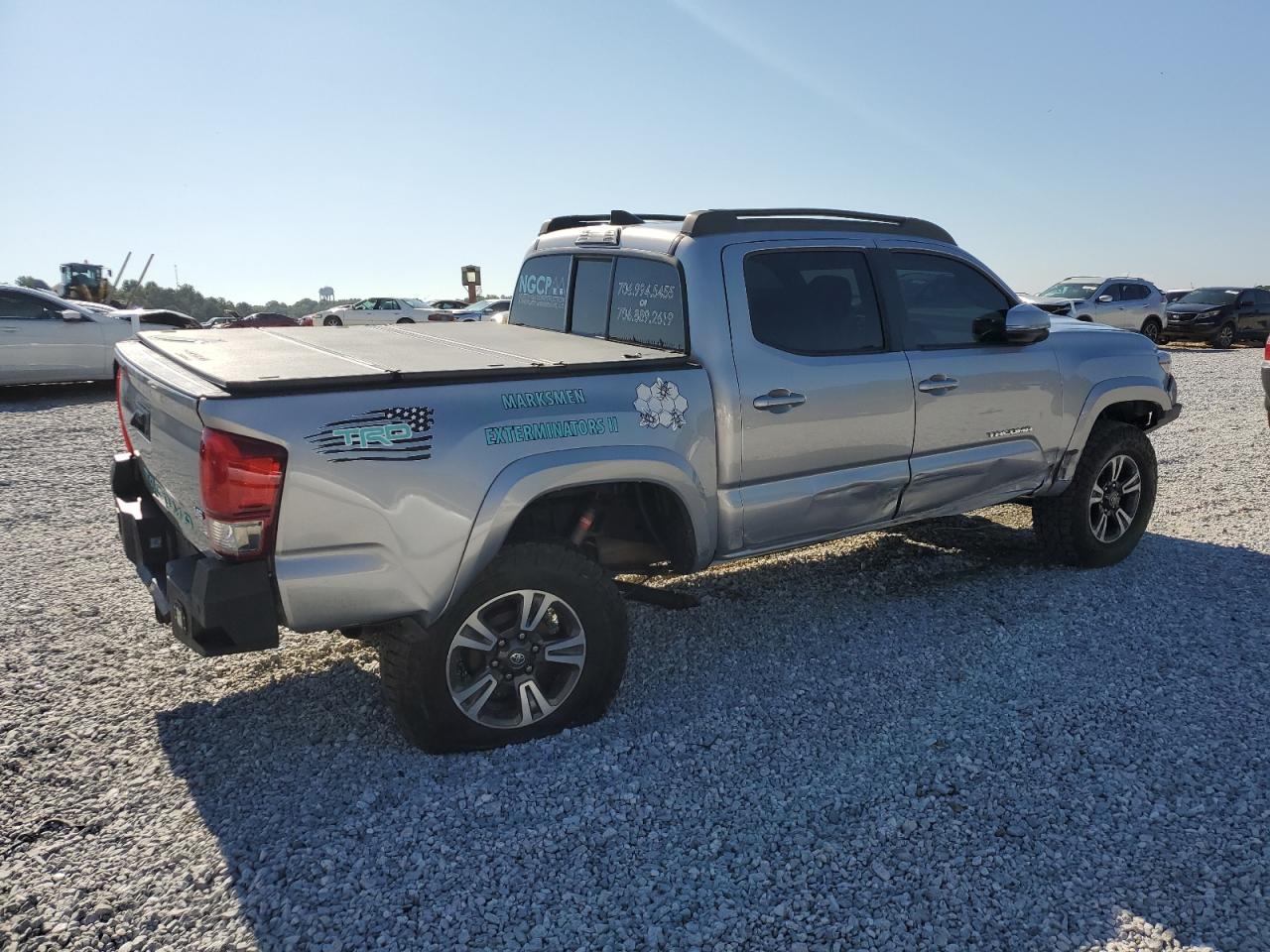 2016 Toyota Tacoma VIN 5TFCZ5AN7GX007605 Copart auction photo, all over damage thumbnail 3