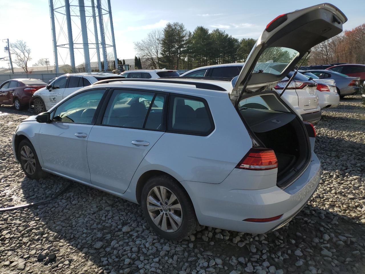 2018 Volkswagen Golf VIN 3VW117AUXJM760394 Copart auction photo, front end damage thumbnail 2