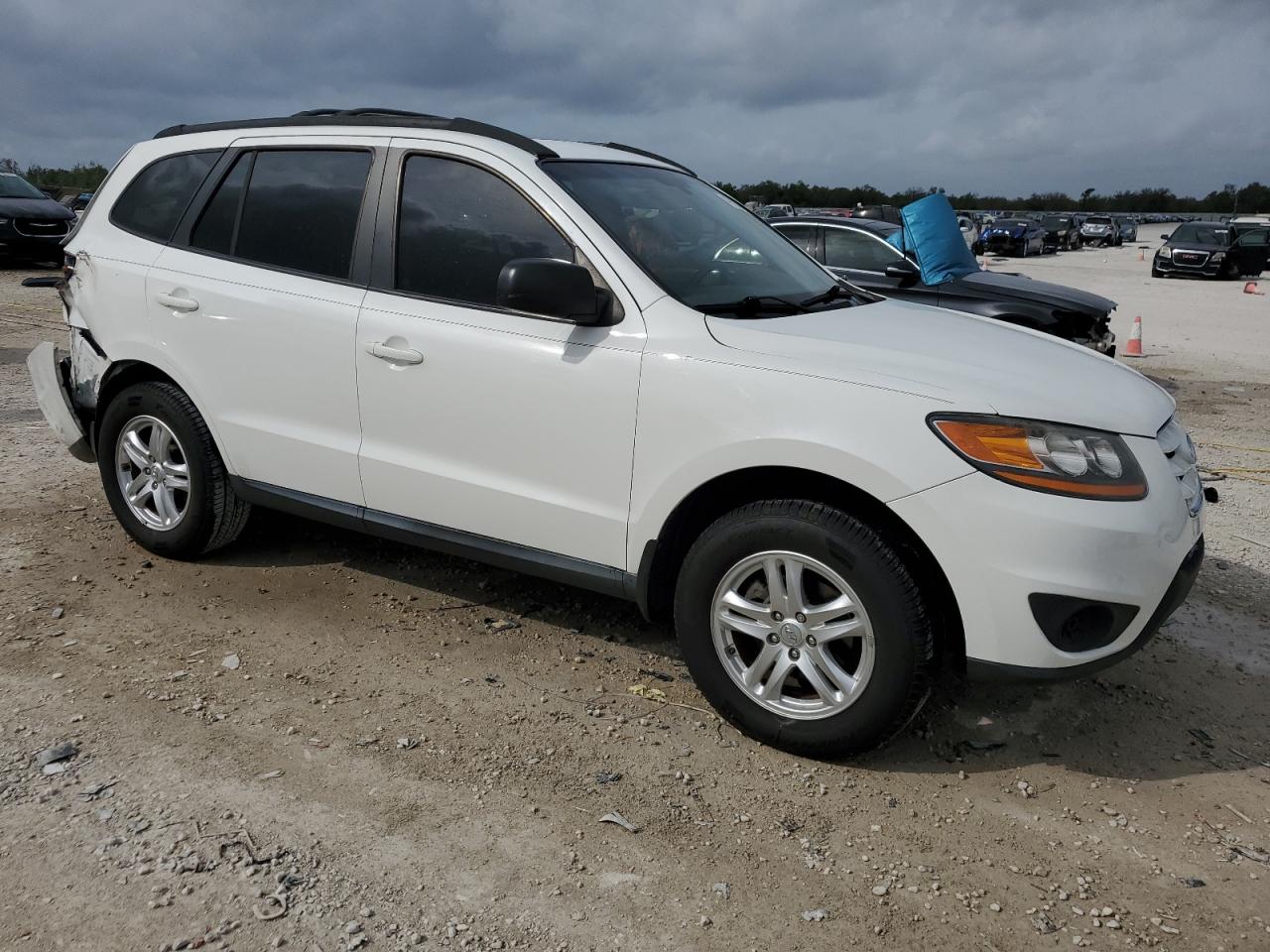 2010 Hyundai Santa Fe VIN 5NMSG3AB3AH381785 Copart auction photo, rear end damage thumbnail 4